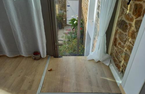 T2 terrasse de charme à Rochebonne 400 m plage - Foto 5