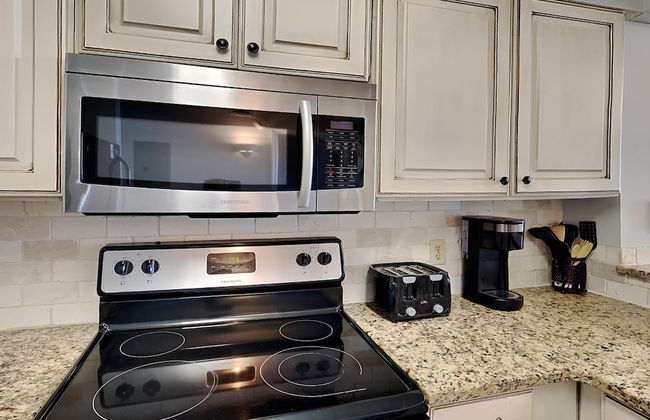 Pelican Beach by Southern Vacation Rentals - Photo 23