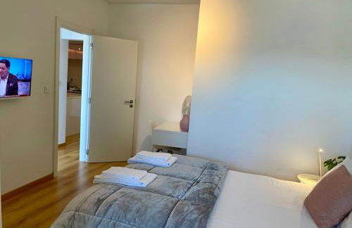 Lisbon South Bay modern apartment with river view - Foto 7