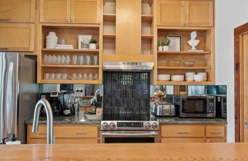 Urban Cowboy Villas - Heart of 704 - Foto 4