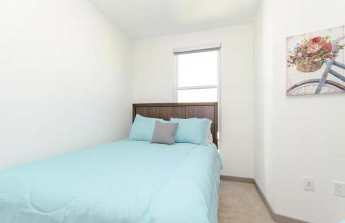 Charming 3 Bedroom Apartment with Pool Near San Diego Convention Center - Foto 14