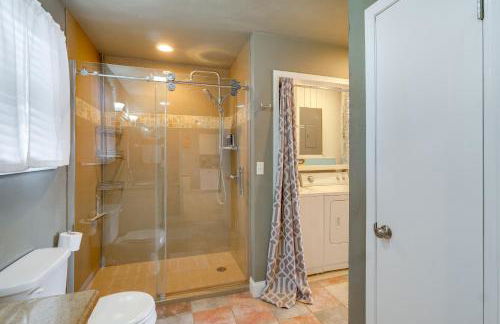 Lakefront Ozarks Home Deck and Boat Dock! - Foto 15