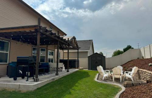 Spacious Family Retreat with Hot Tub & Home Theater - Foto 39