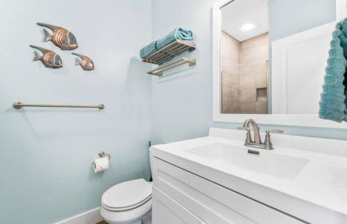 Private Hot Tub The Roost 16 Patio 2BR Downtown - Foto 11