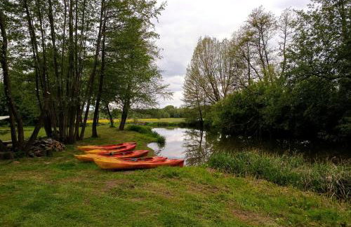 Agroturystyka domki nad rzeką Bałtów kajaki rowery klima basen ryby full - Foto 42