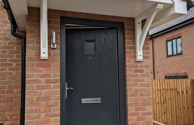 1 Bed Apartment Sleeps 2 - Parking & Wifi - Foto 15