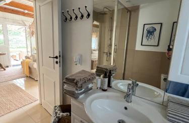 Harmony House - Photo 11