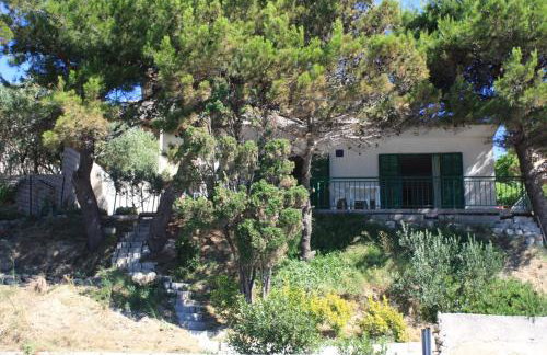 Coastal Brick House - Photo 8