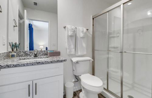 Luxury Retreat with Heated Saltwater Pool and Big Patio Perfect for 2 families - Foto 11