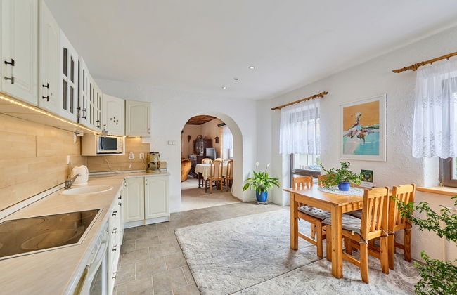 2 bedroom Apartment in Vrchlabí with private pool and garden - Photo 14