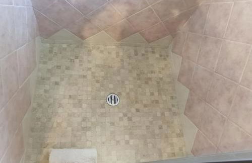 Appartamento incantevole con parcheggio gratuito - Photo 36