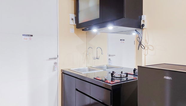 Simply Look and Cozy 1BR Urbantown Serpong Apartment - Foto 5, Cocina privada
