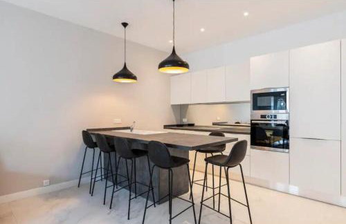3 bedrooms 3 bath Bivouac 2 min Palais - Photo 14