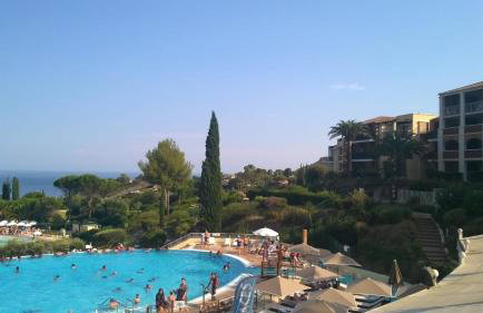Appartement à Cap Estérel Agay- Village Pierre et Vacances Quartier Belvédère Piscines et parking inclus - Foto 56