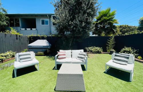 Dreamy Farmhouse in Studio City - Foto 1