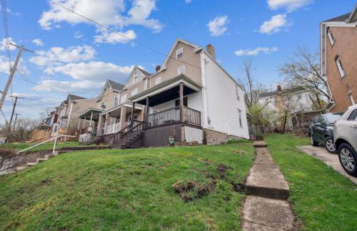 Modern Family Friendly Home 3 Bedroom Great Location - Foto 23