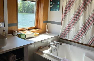 Péniche atypique - 13 min de Paris - Loft privée - Foto 15