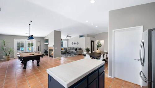 Desert Bliss Paradise - Arcade, Casino, Play Area ,Pool , Hot tub - Foto 4