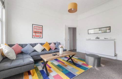 The Turnpike Residence - Free Parking - Photo 16