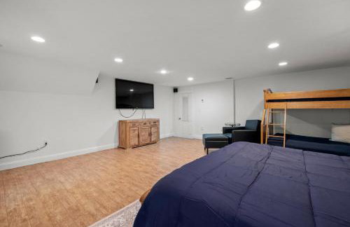 Luxury Riverfront Retreat Hot Tub, Game Room, Gym - Foto 29