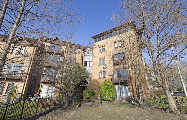 JOIVY Bright 3-Bed Flat Overlooking The Clyde - Foto 30