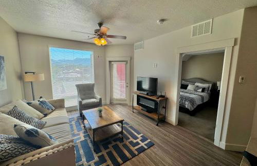 Downtown Condo with Mountain Views - Foto 2