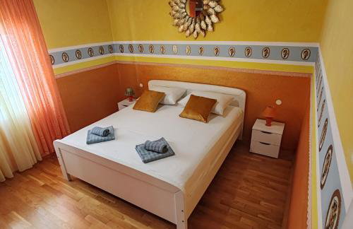 Pia Apartments - Photo 50