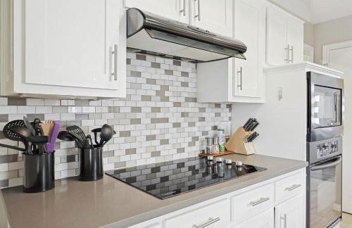 Best of Allen at Fountain Park - 5BD-2BA with Pool - Foto 20