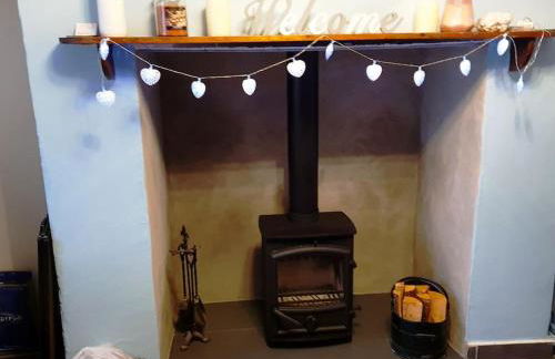 Snowdrop Stone Detached Cottage - Photo 10