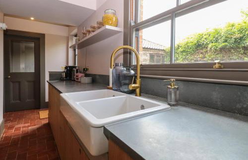 Oak Cottage - Photo 18