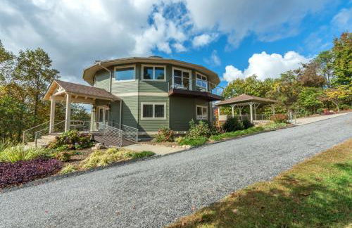 Skytop Chalet Pet Friendly, Hot Tub and Views - Foto 51