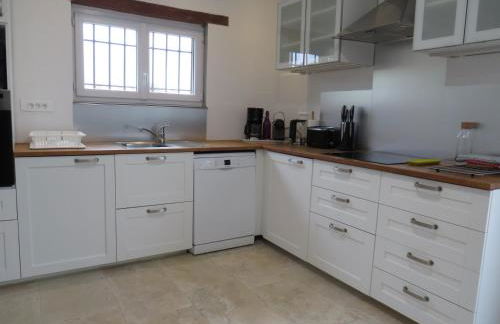 Maison face au Luberon avec piscine - 5 Chambres - Foto 37