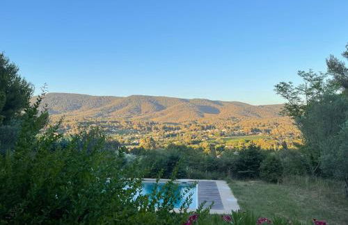 Nouveauté Villa pour 10 Personnes avec Piscine, Pétanque au Coeur des Oliviers de Provence - Foto 36