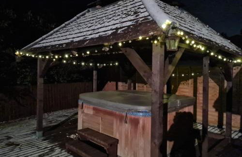 Croft House Sleeps 14 ꕤ Country Views nr Salisbury - Foto 30