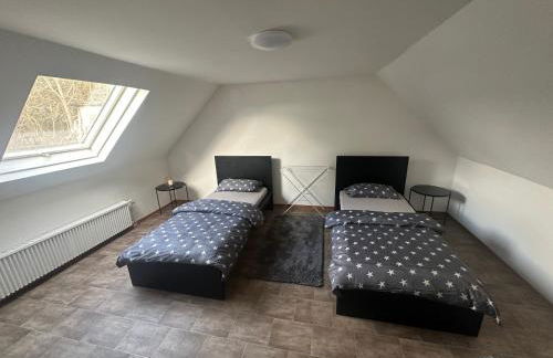 Ferienwohnung - Monteurzimmer am Aartalssee Bischoffen - Photo 1