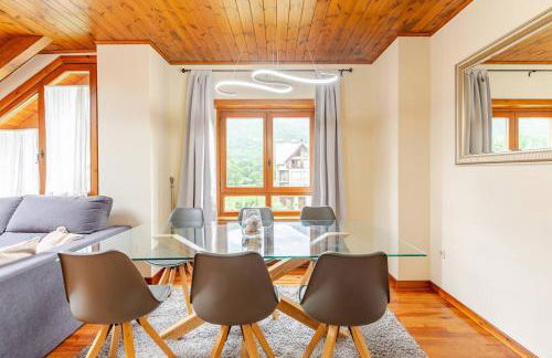 Family Attic Esterri - Photo 7