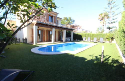 Villa Puerto Adriano - Foto 1