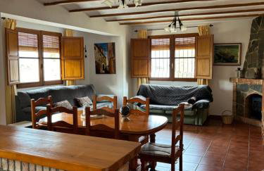 RuralRusticHome - Photo 9