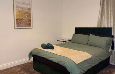 2 Bedroom Wakefield City Centre House With All Ensuite Rooms - Foto 9