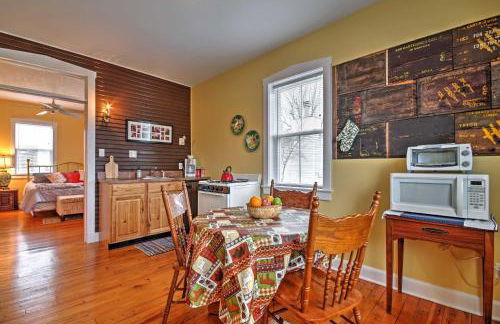 Charming Berger Apt on 42-Acre Farm with Pool Access - Foto 7