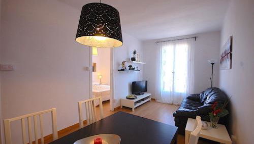 Lets Holidays Apartment Barcelona near beach - Foto 3