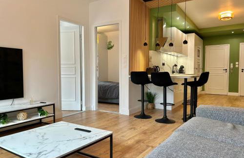 Le Chardon- appartement 2chambres- avec stationnement - Foto 1