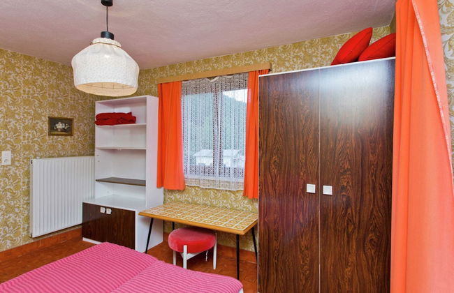 Villa in Piller Near Ski Bus & Lake - Photo 2