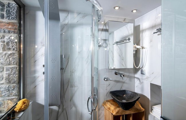 Elena Junior Deluxe Suite by Estia - Foto 11