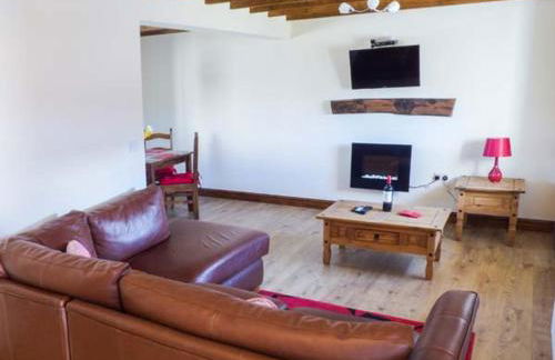 Bwthyn Y Wennol - Photo 3