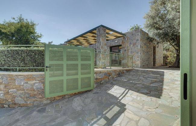 Ouzo Stone Studio - Photo 24