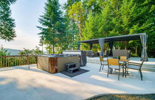 4 Mi to River Umpqua Valley Villa with Fire Pit! - Foto 1