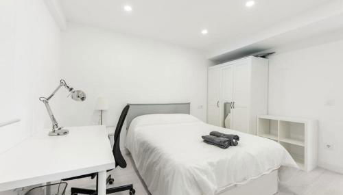 Reformado , céntrico , wifi. - Foto 4