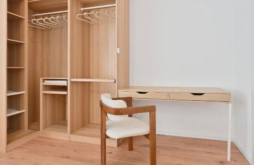 Beautiful 2-Room Apartment in City Center with Kitchen and Free Wifi - Foto 12