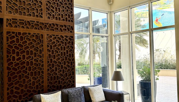 Coin salon dans le hall